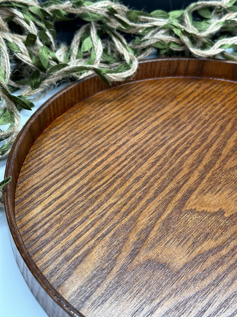 Plateau, assiette de service rond en bois d'acacia, 24 cm.